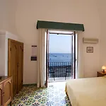 Aparthotel La Caravella Di - Relais, & Residences 3*