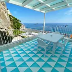 Aparthotel La Caravella Di - Relais, & Residences