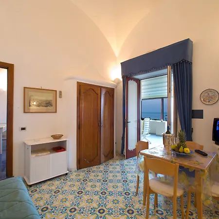 Апарт-готель La Caravella Di - Relais, & Residences Позітано