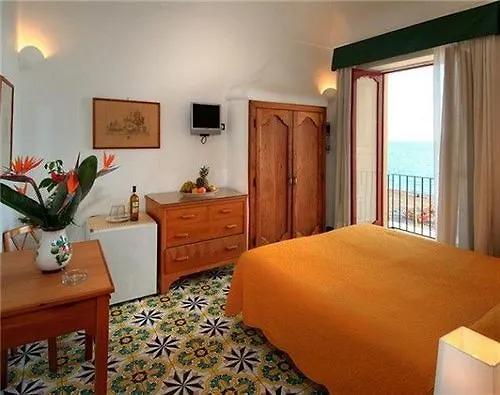 La Caravella Di - Relais&beach 3*