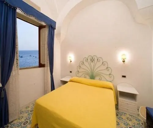 La Caravella Di - Relais&beach Positano
