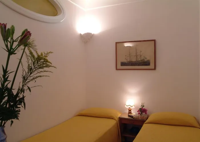 Aparthotel La Caravella Di - Relais&beach 3*