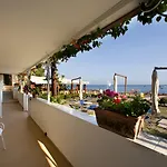 아파트호텔 La Caravella Di - Relais, & Residences 3*