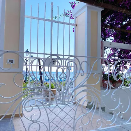 La Caravella Di - Relais&beach 3*