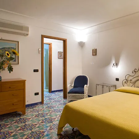 La Caravella Di - Relais&beach Positano