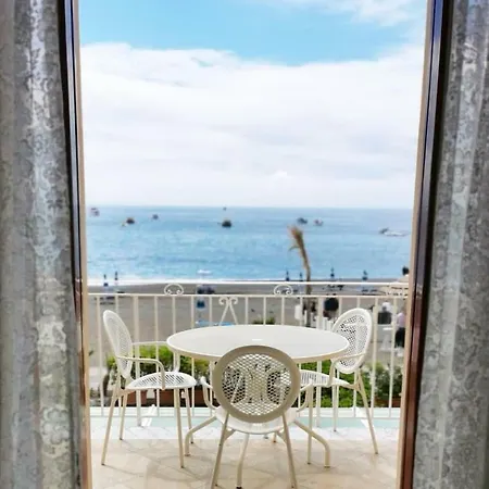 La Caravella Di - Relais, & Residences Lägenhetshotell 3*