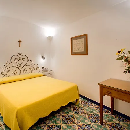 Lägenhetshotell La Caravella Di - Relais, & Residences 3*