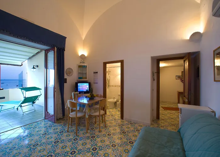 La Caravella Di - Relais, & Residences 3* Positano