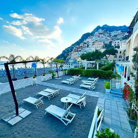 Aparthotel La Caravella Di - Relais, & Residences