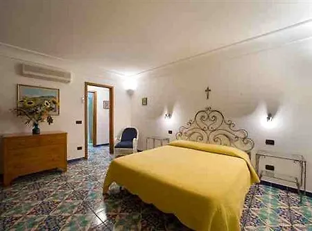 La Caravella Di - Relais, & Residences 3* Positano
