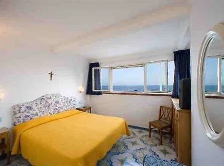 Aparthotel La Caravella Di - Relais, & Residences