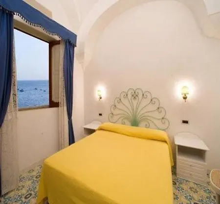 La Caravella Di - Relais, & Residences بوسيتانو